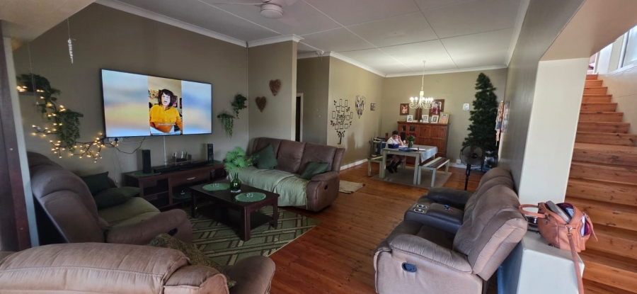 5 Bedroom Property for Sale in Gonubie Eastern Cape